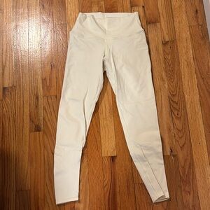 Alo 7/8 Airlift Leggings -French Vanilla Size XS